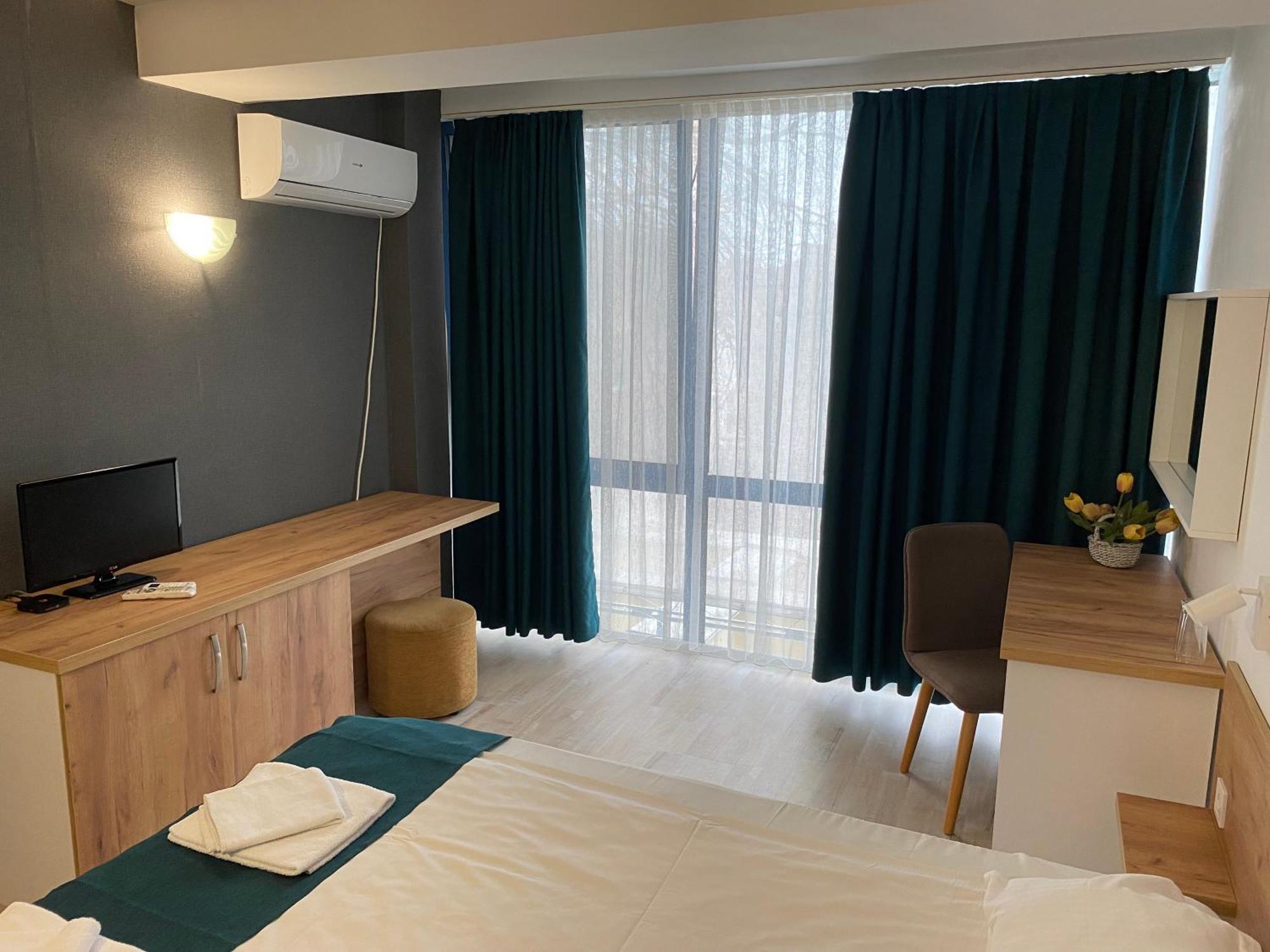 Hotel Fors Burgas Екстер'єр фото
